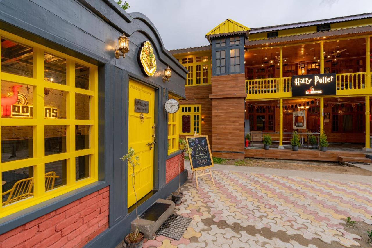 Whoopers Boutique Kasol Hostel Buitenkant foto