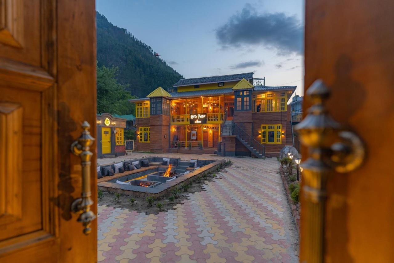 Whoopers Boutique Kasol Hostel Buitenkant foto