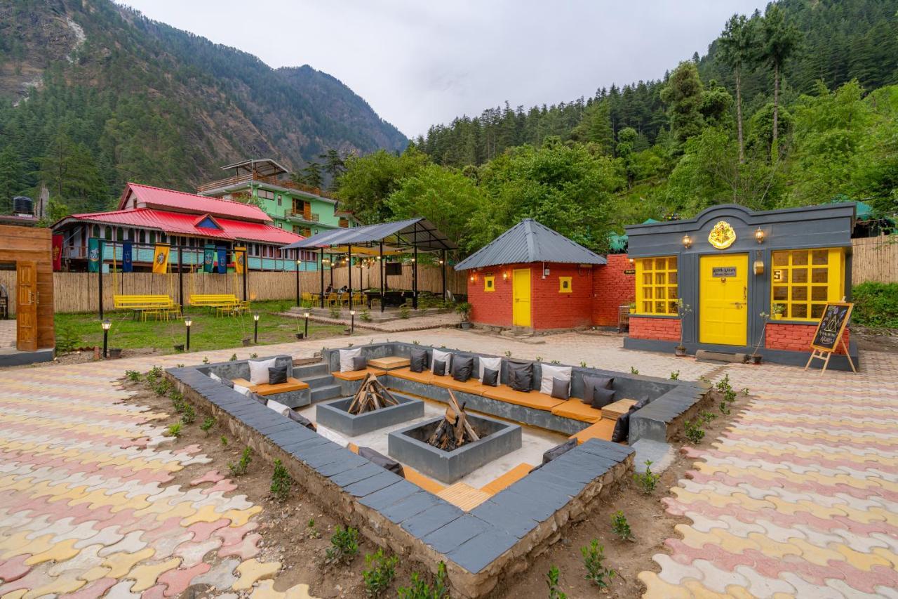 Whoopers Boutique Kasol Hostel Buitenkant foto