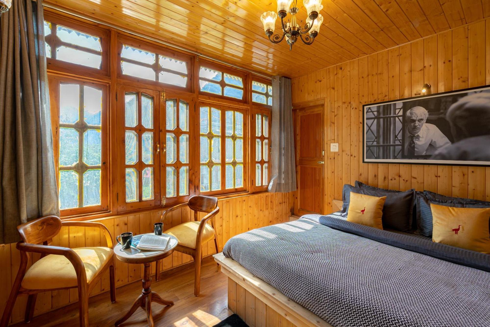 Whoopers Boutique Kasol Hostel Buitenkant foto